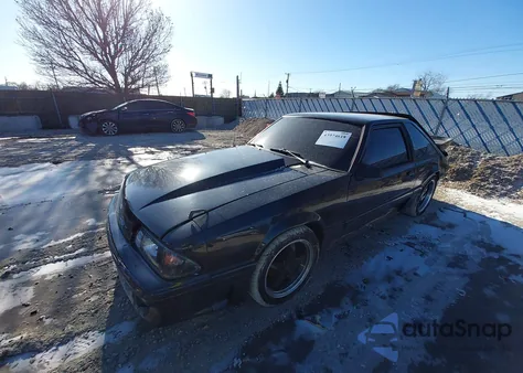 1990 Ford Mustang Gt/Cobra Gt z USA, uszkodzony, nr VIN 1FACP42E2LF112055